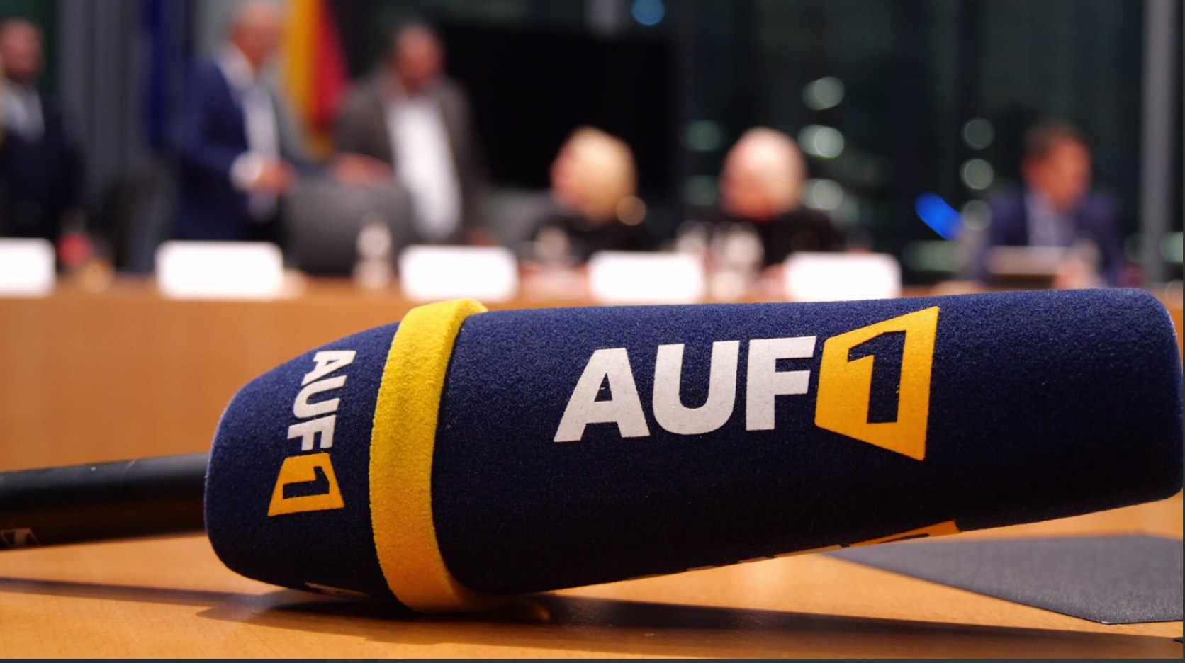 Konto gekündigt! AUF1 bringt Angriffe gegen freie Medien vor den Bundestag