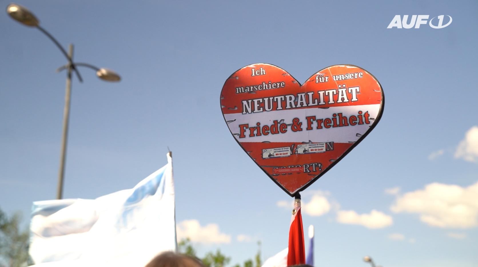 ⁣1. Mai in Salzburg: Ein Zeichen setzen gegen Waffenlieferungen