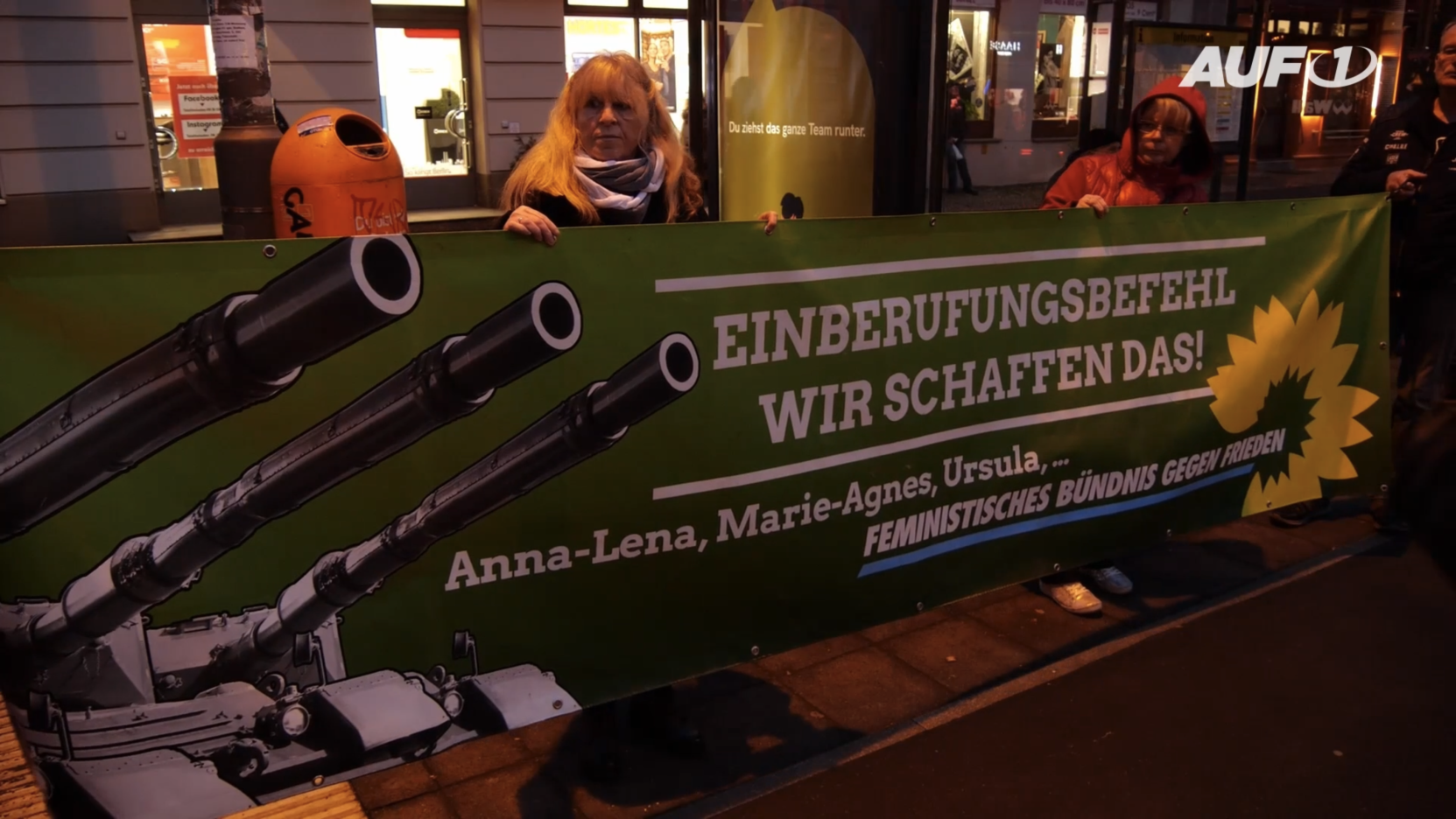 ⁣Berlin: Protest gegen Kriegstreiber-Politik von Strack-Zimmermann