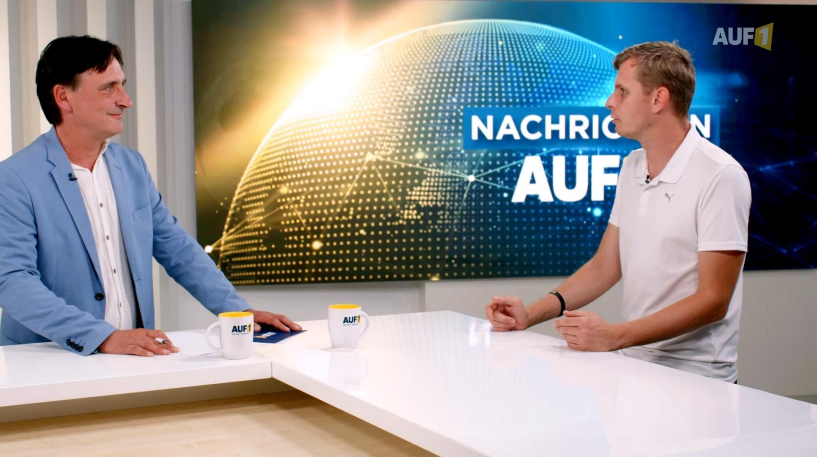 Fußballfachmann Henschke: Fußball ist für die FIFA ein Riesengeschäft
